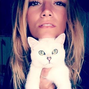 Meet your Posher, Nicole